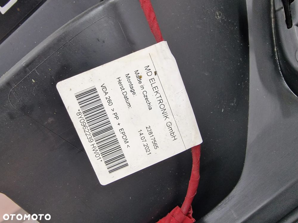 AUDI A3 8Y0 / 8Y4 SPORTBACK S-LINE 20- DYFUZOR ZDERZAKA TYLNEGO TYLNIEGO TYŁ + CZUJNIK OTWIERANIA KLAPY , NR 8Y4807521B + 8Y0962239 , NR AUKCJI DT789 - 17
