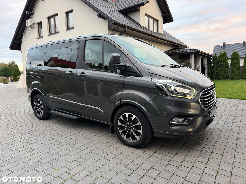 Ford Tourneo Custom
