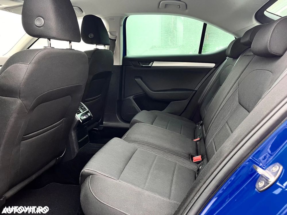 Skoda Superb 2.0 TDI DSG Sportline - 16