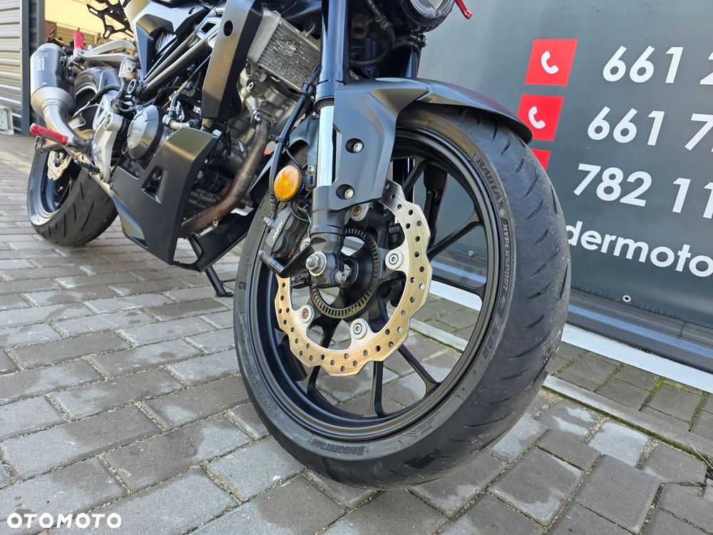 Honda CB - 22