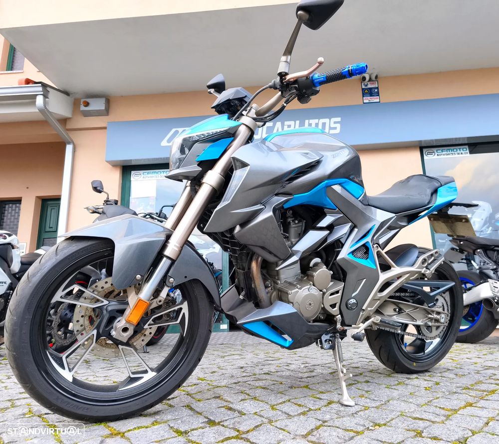 Zontes 310R A2 Naked - 4