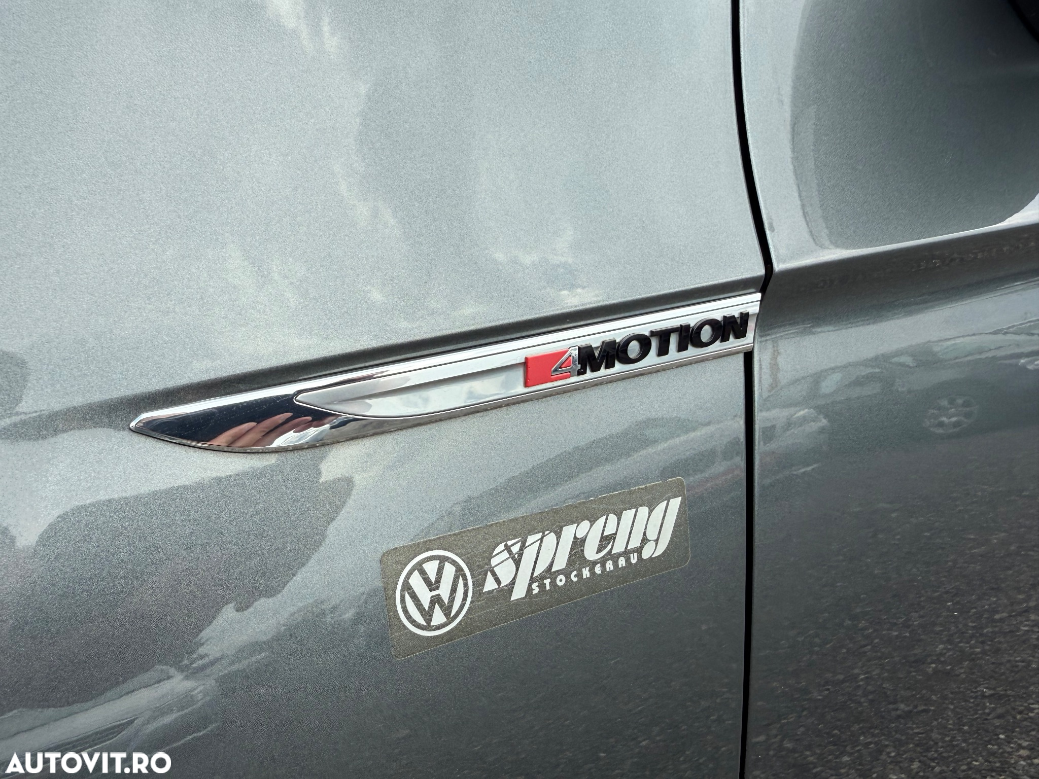 Volkswagen Passat Variant 2.0 TDI DSG 4Motion Highline - 11