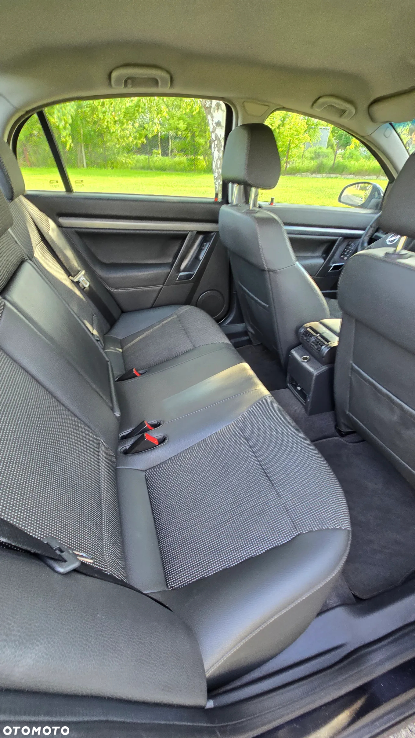 Opel Vectra 2.0 T Cosmo - 7