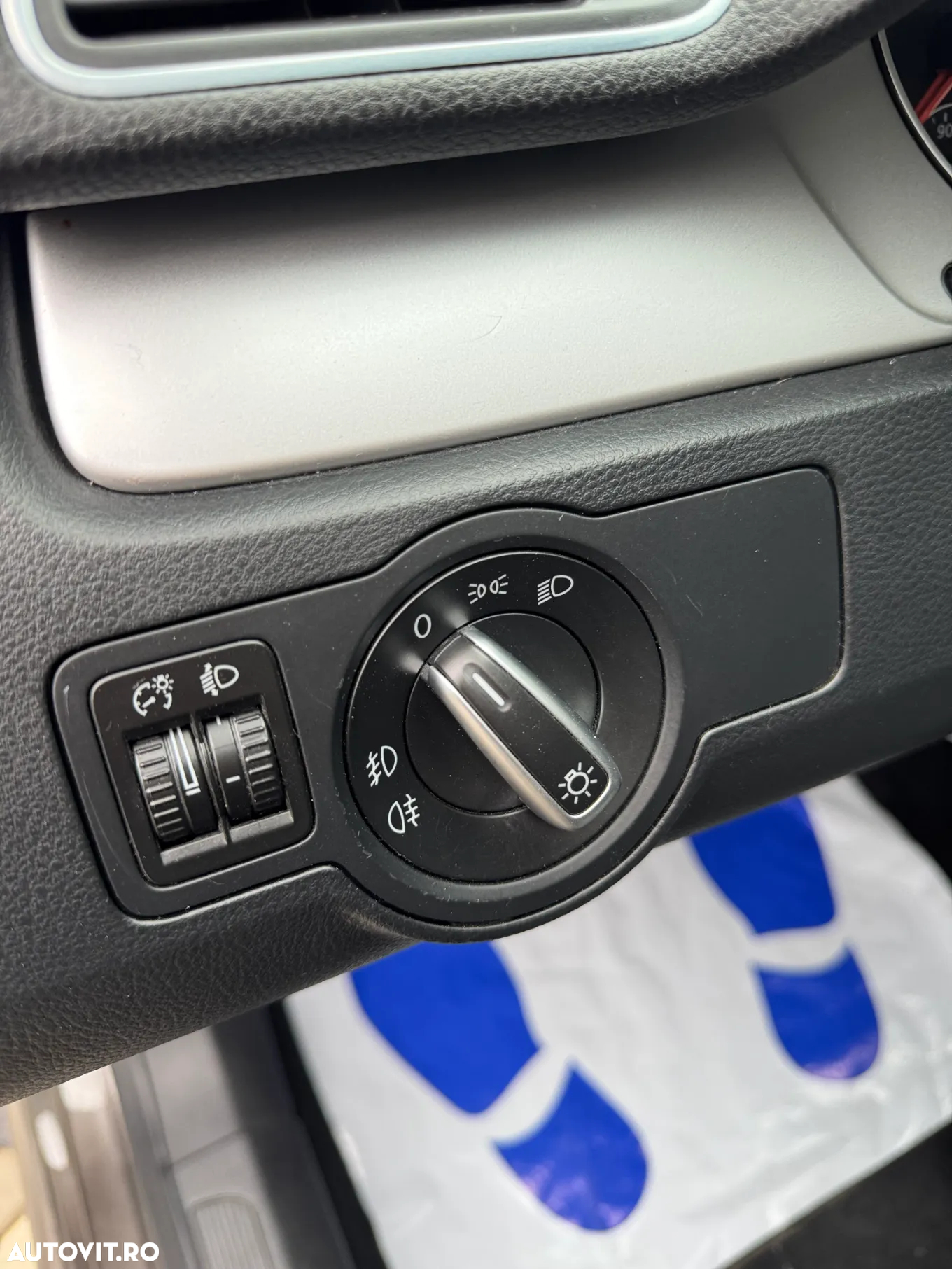 Volkswagen Passat Variant 1.6 TDI BlueMotion - 30