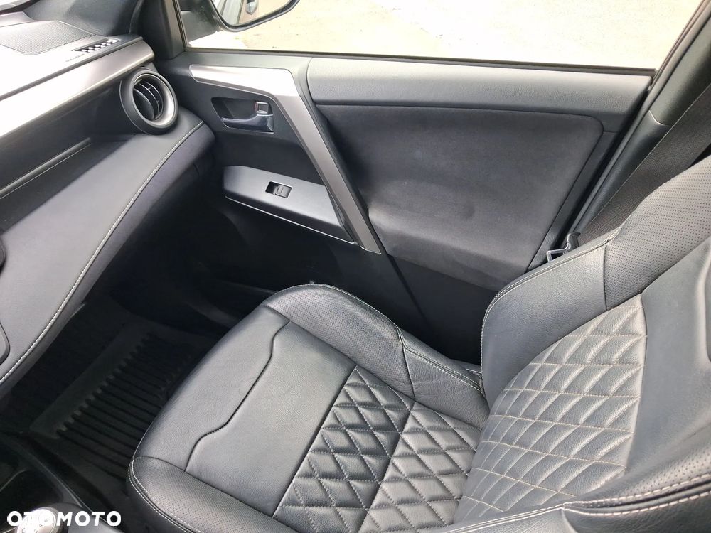 Toyota RAV4 2.0 D-4D Premium 4x2 - 21