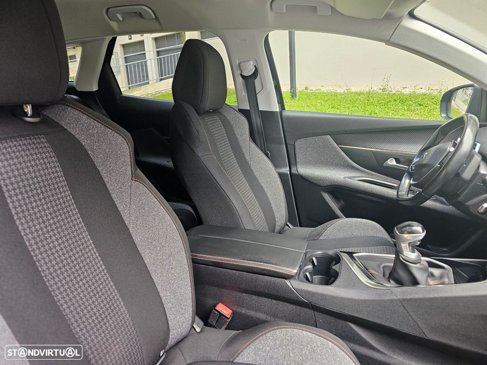 Peugeot 3008 1.2 PureTech Active - 13