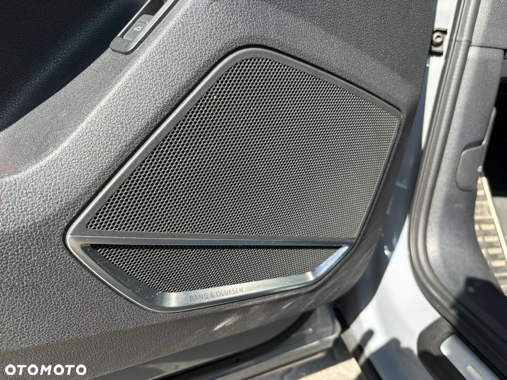 Audi RS Q3 2.5 TFSI quattro S tronic - 13