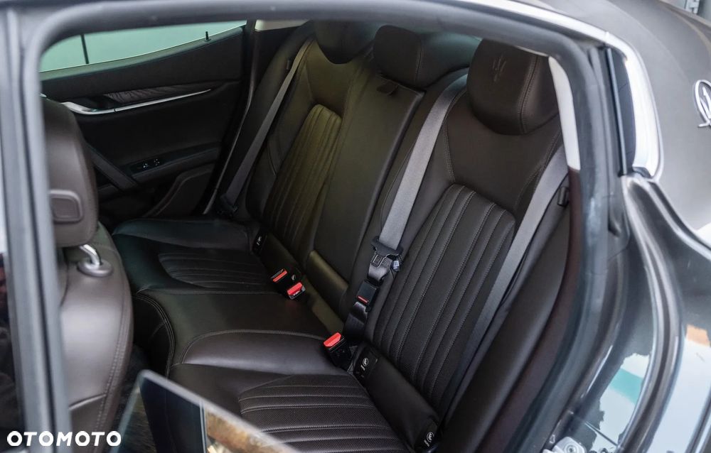Maserati Ghibli S Q4 - 10