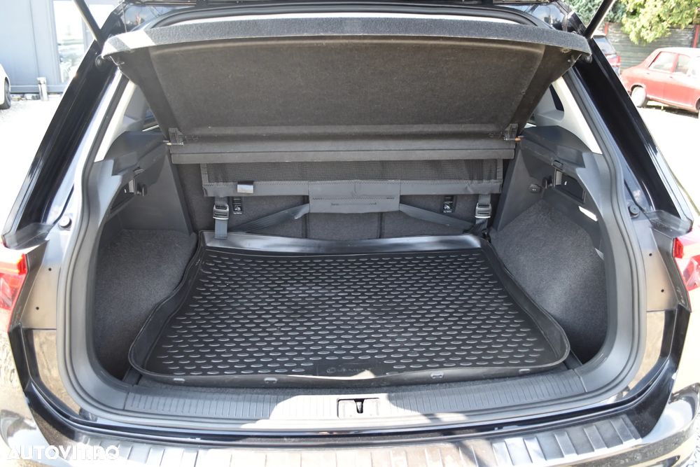 Volkswagen Tiguan - 18
