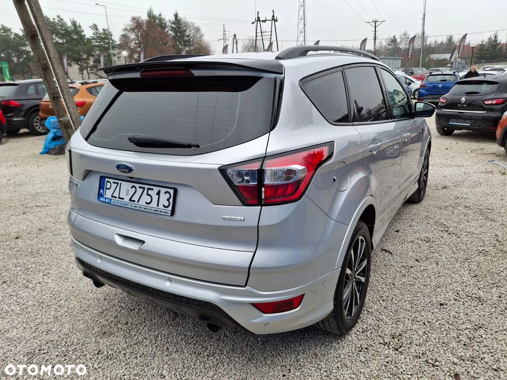 Ford Kuga 1.5 EcoBoost 2x4 ST-Line - 6