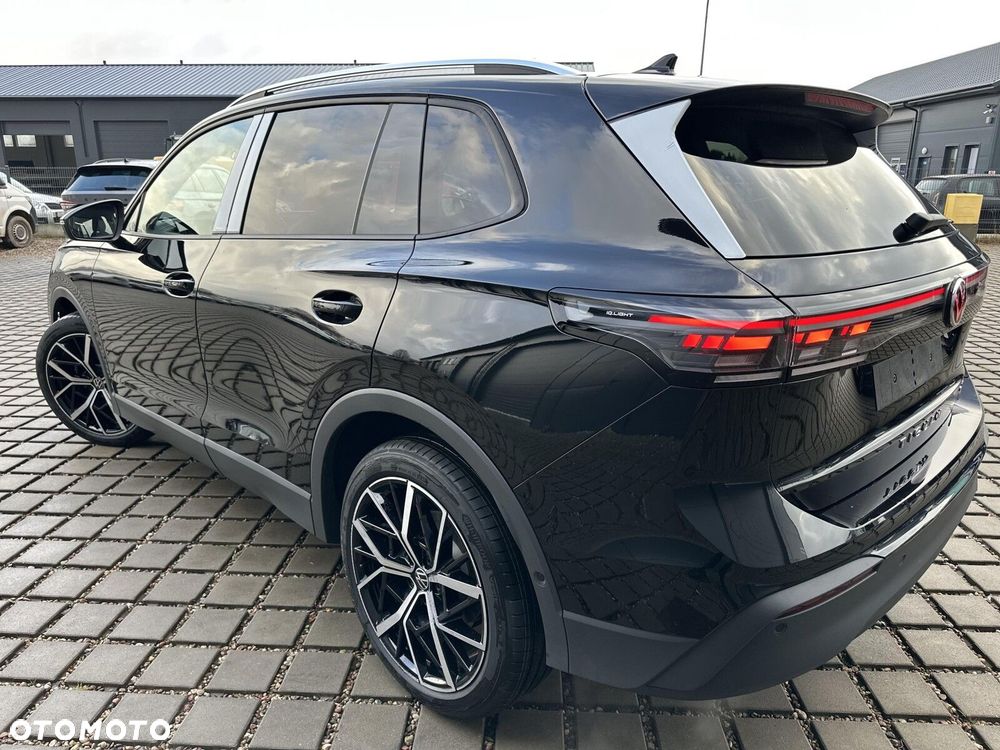 Volkswagen Tiguan - 22