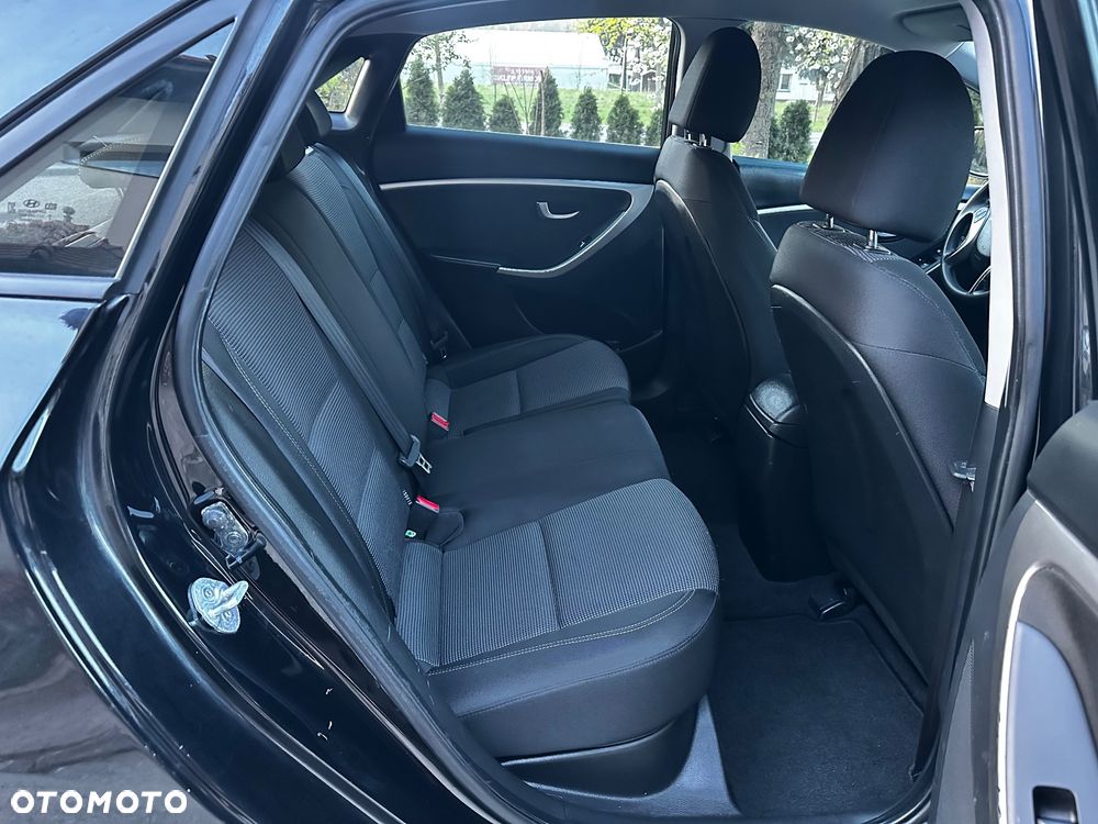 Hyundai i30 1.4 Premium - 13