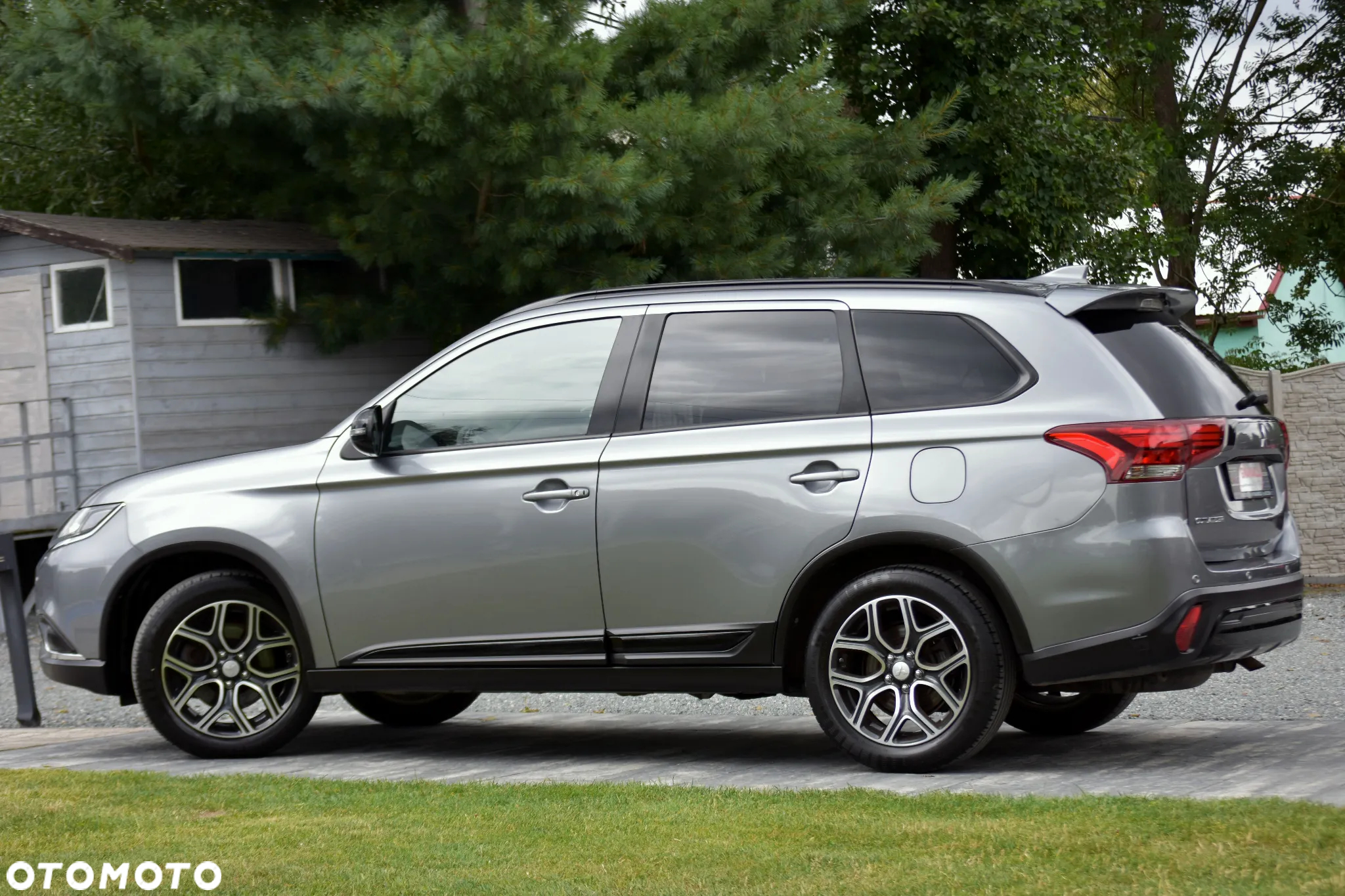 Mitsubishi Outlander 2.0 4WD CVT Diamant Edition+ - 13