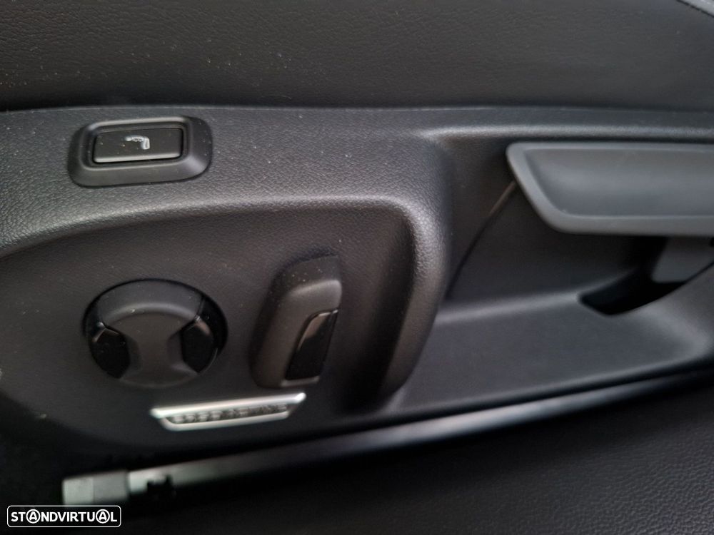 VW Passat Variant 1.5 TSI eHybrid Business DSG - 25