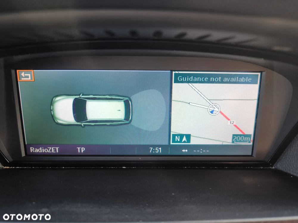 BMW Seria 3 330i - 35