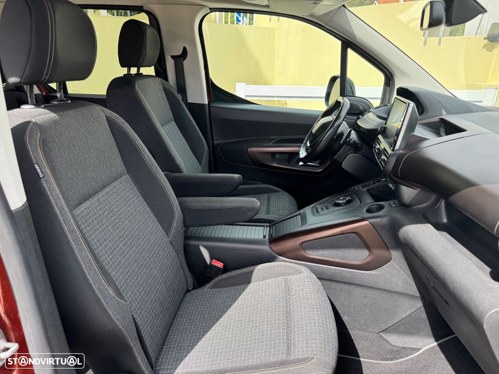 Peugeot Rifter 1.5 BlueHDi Long GT Line EAT8 - 37
