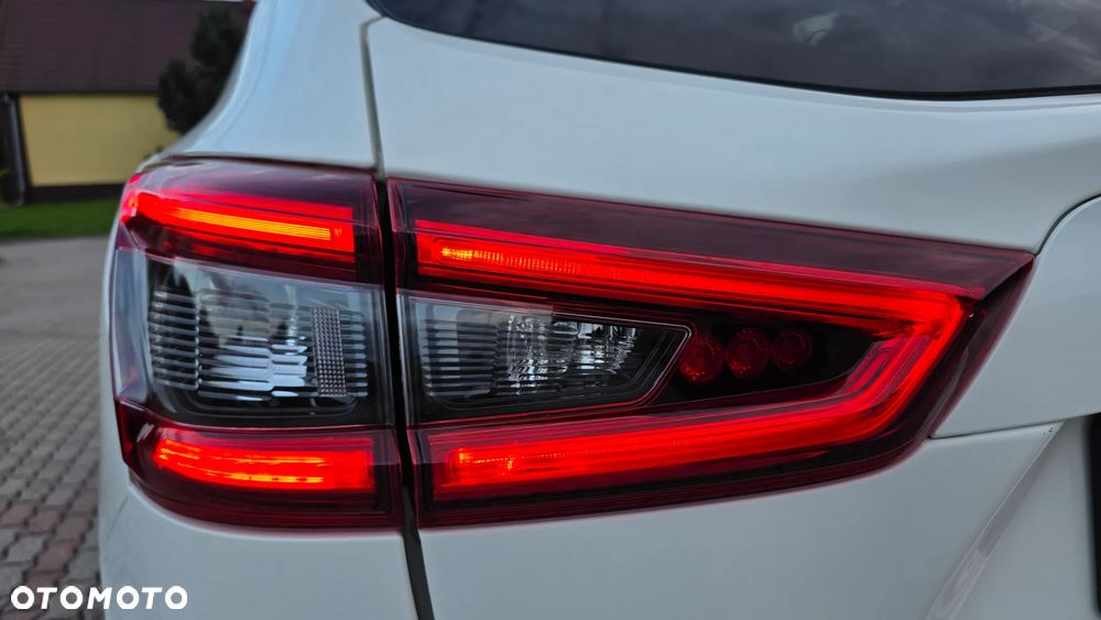 Nissan Qashqai 1.3 DIG-T N-WAY - 28