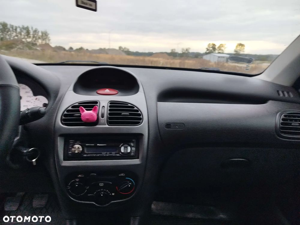 Peugeot 206 1.1 Color-Line - 7