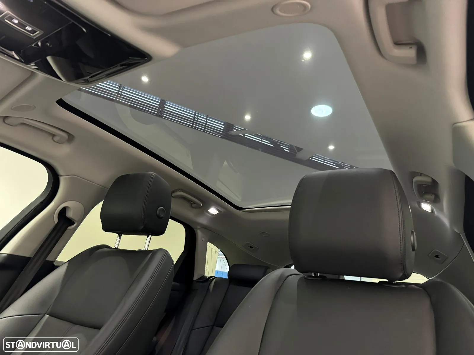 Land Rover Range Rover Velar 2.0 P400e AWD S - 14