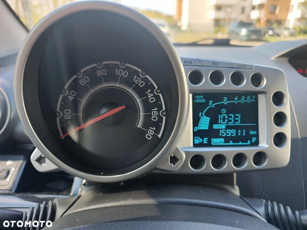 Chevrolet Spark - 11