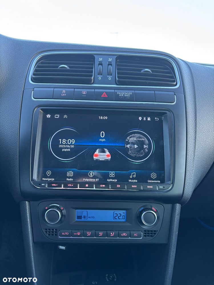 Volkswagen Polo - 10