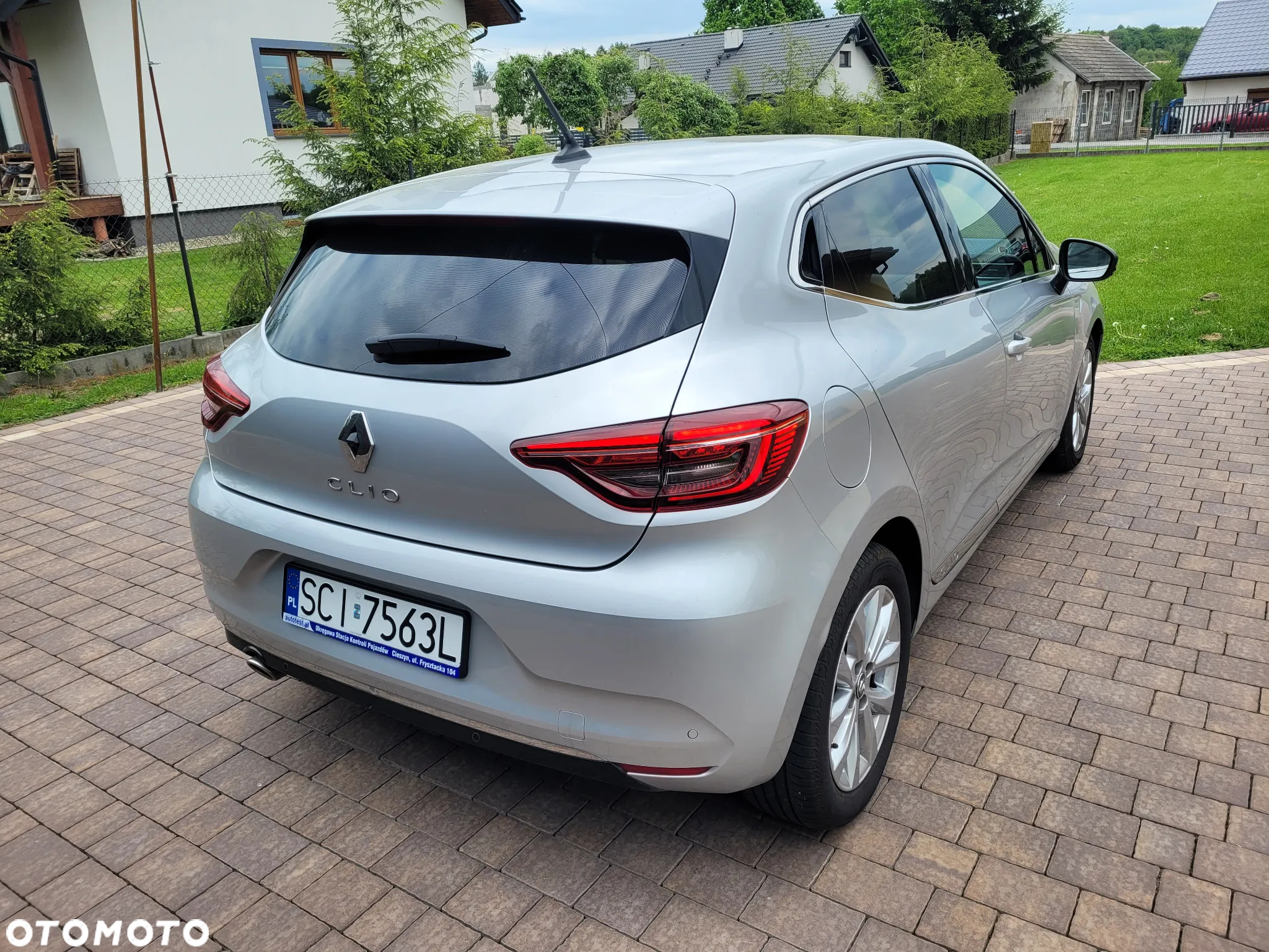 Renault Clio TCe 100 INTENS - 7
