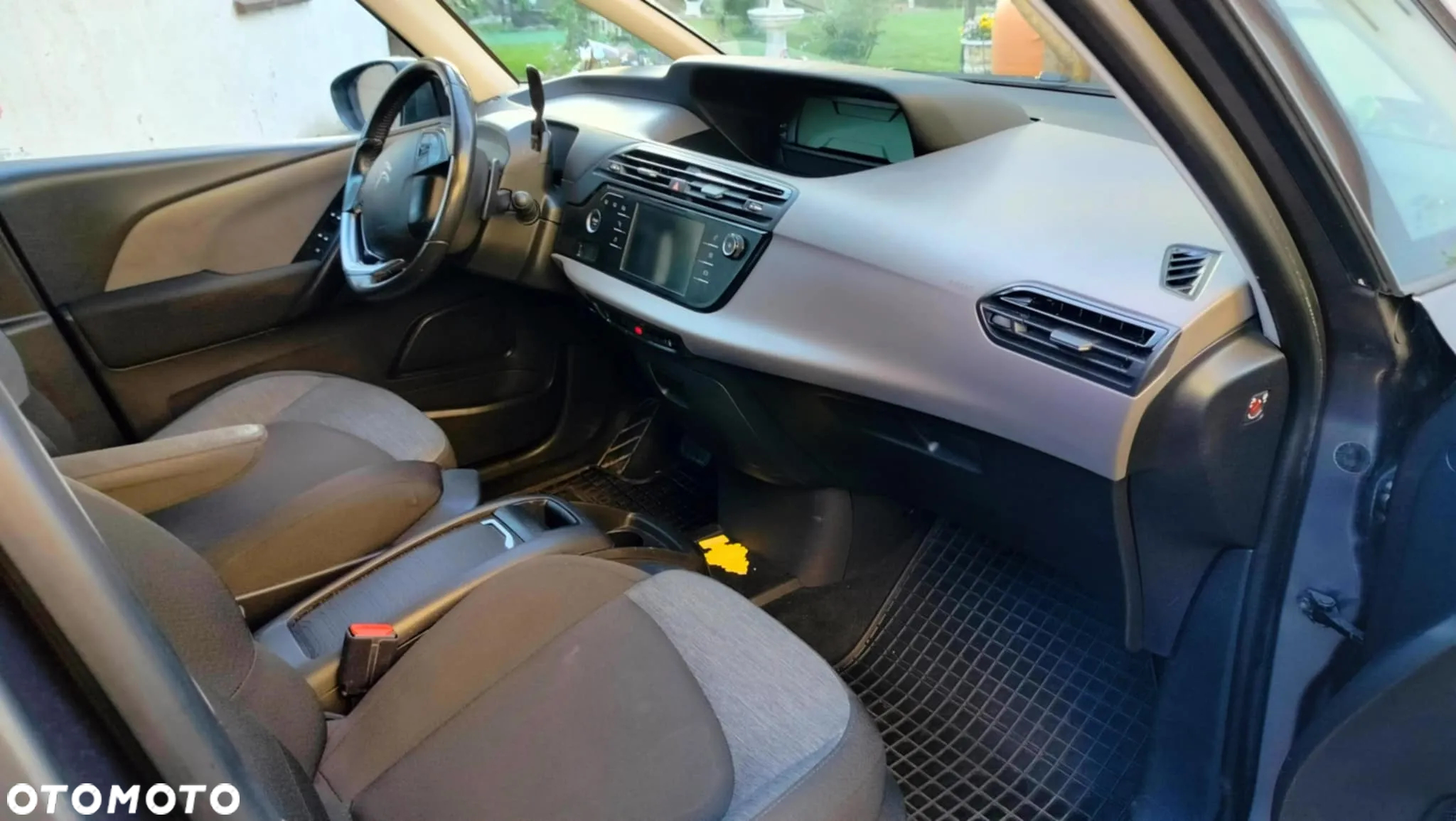 Citroën C4 Picasso - 8