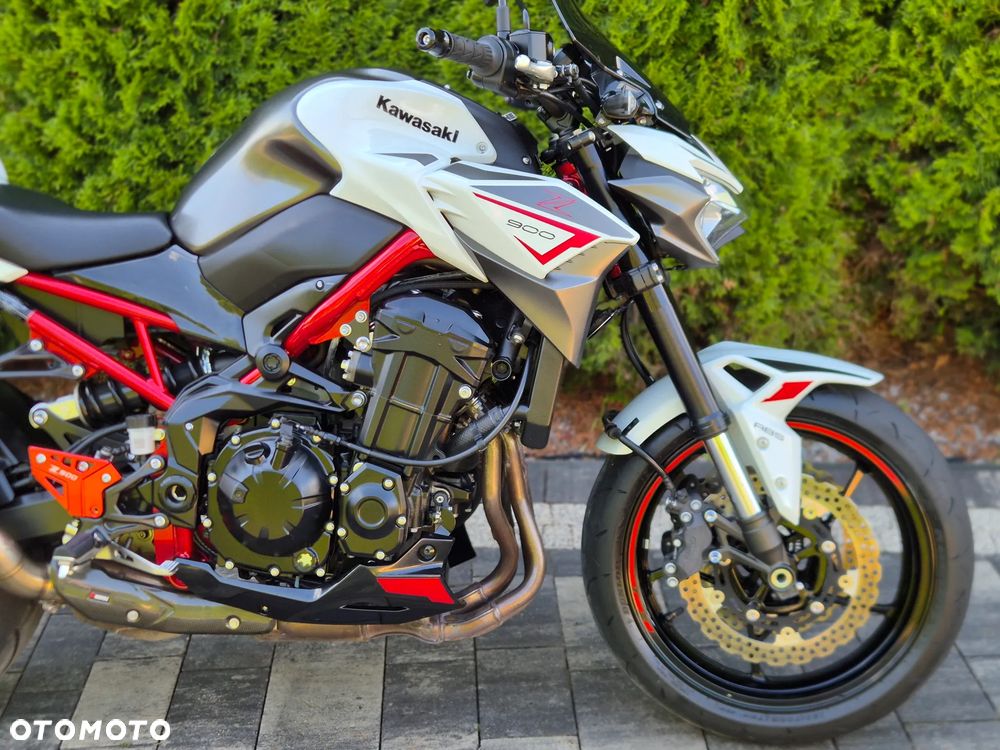 Kawasaki Z 900 - 8