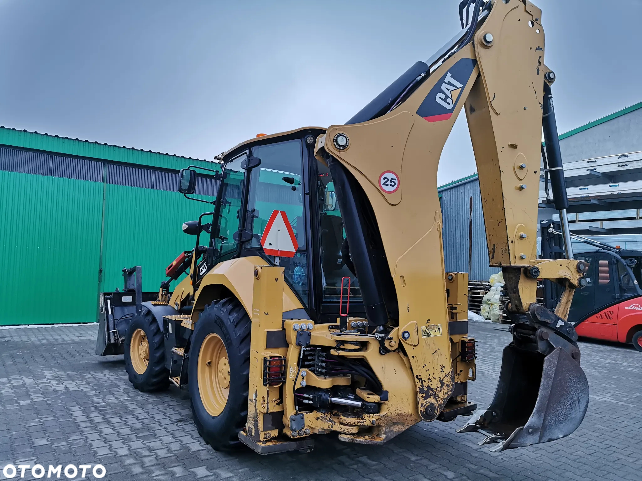 Caterpillar CAT 432F2 Wecon niskopodwozie Scania - 6