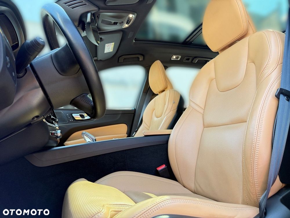 Volvo XC 60 - 11
