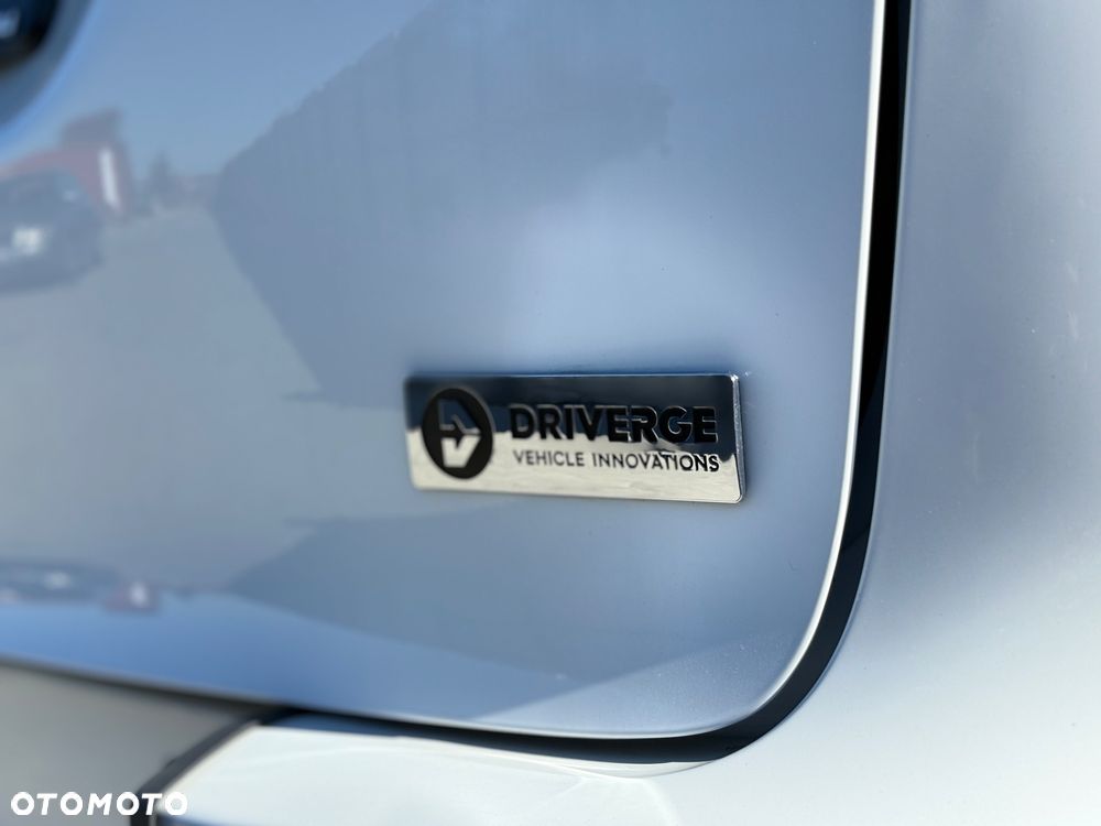 Chrysler Pacifica - 14