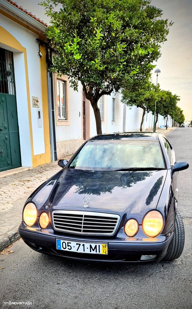 Mercedes-Benz CLK 230 - 6