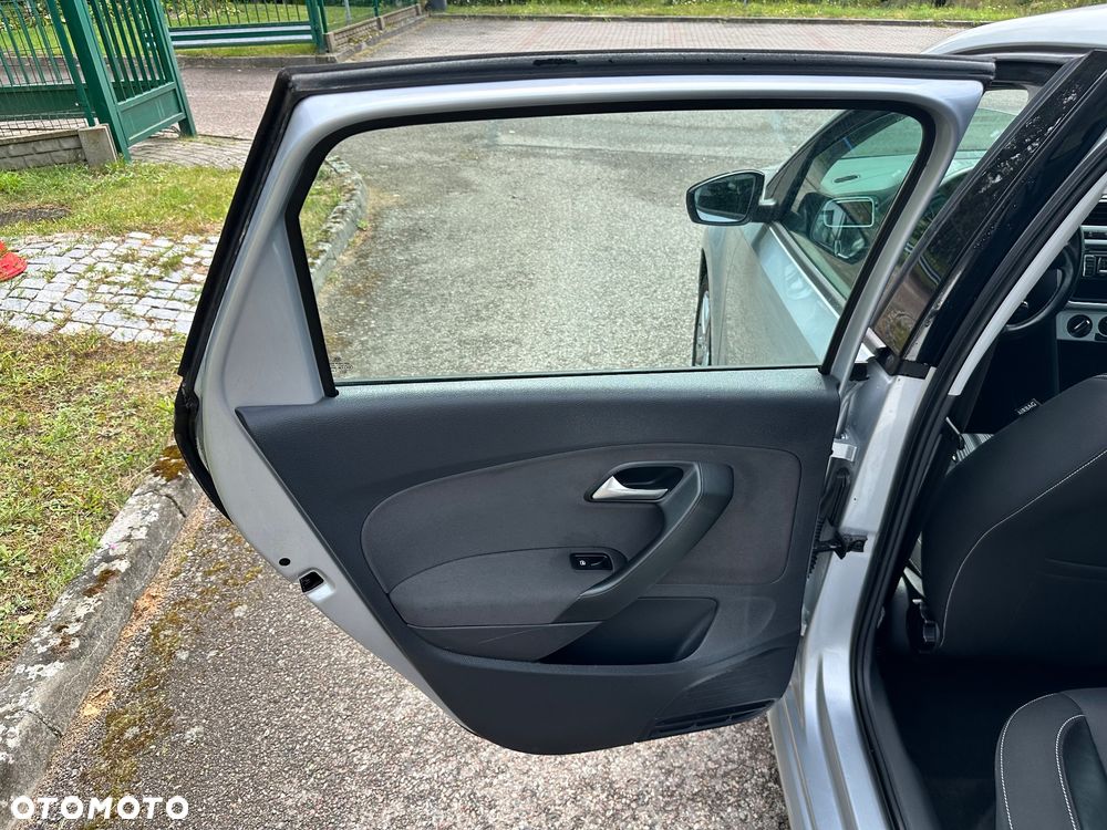 Volkswagen Polo - 25