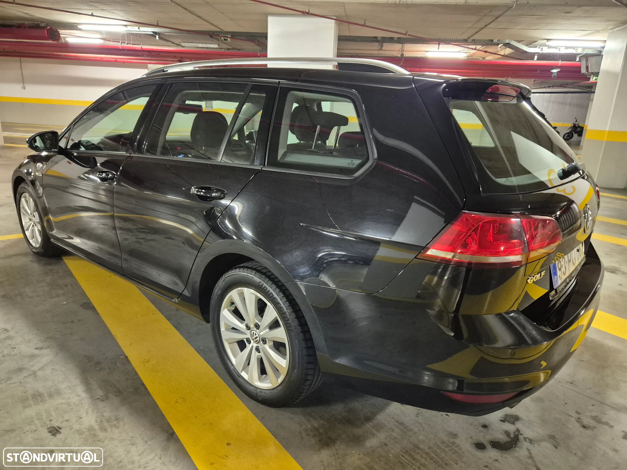 VW Golf Variant 1.6 TDi Confortline - 14