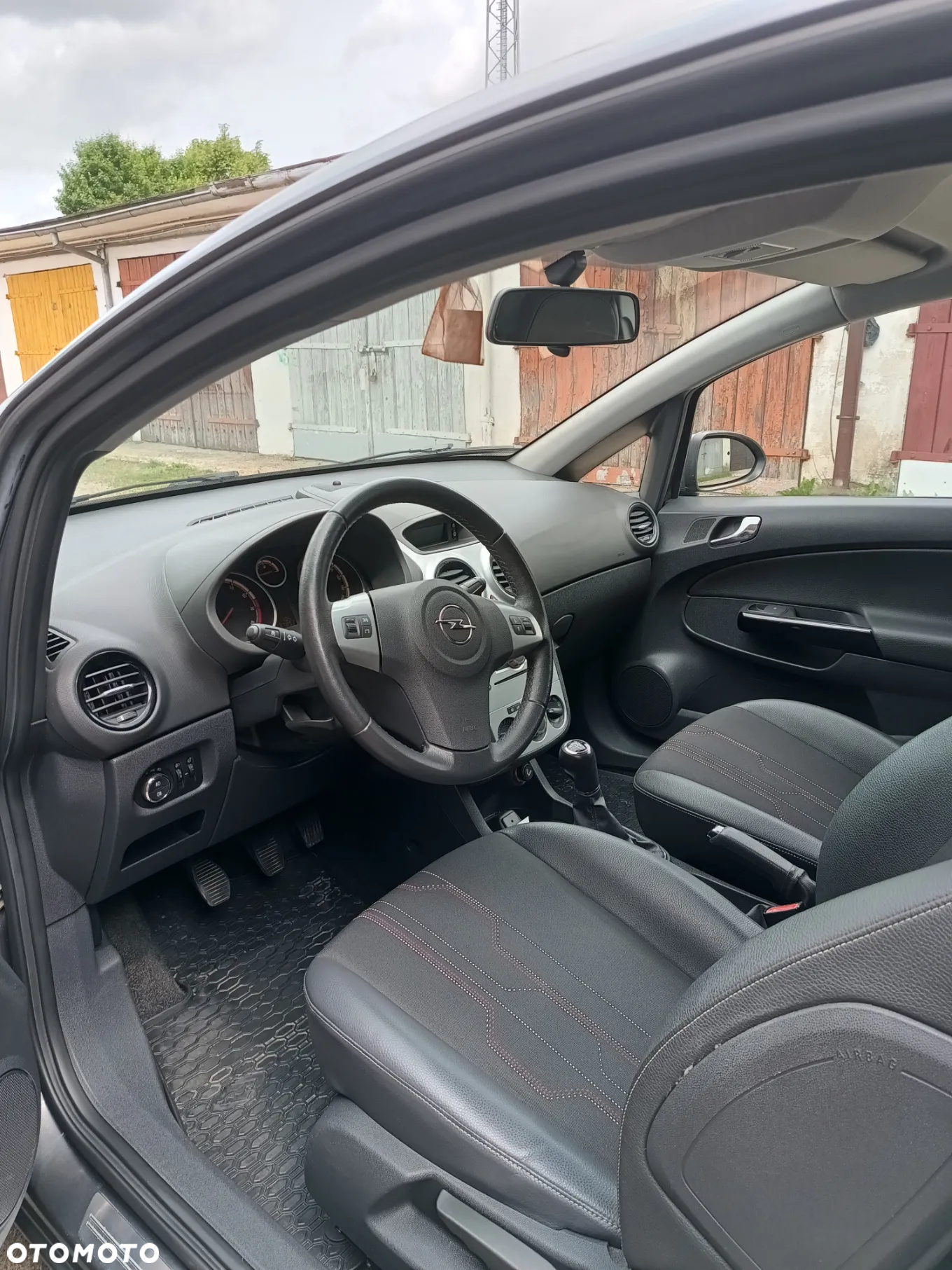 Opel Corsa 1.4 16V 150 Jahre - 8