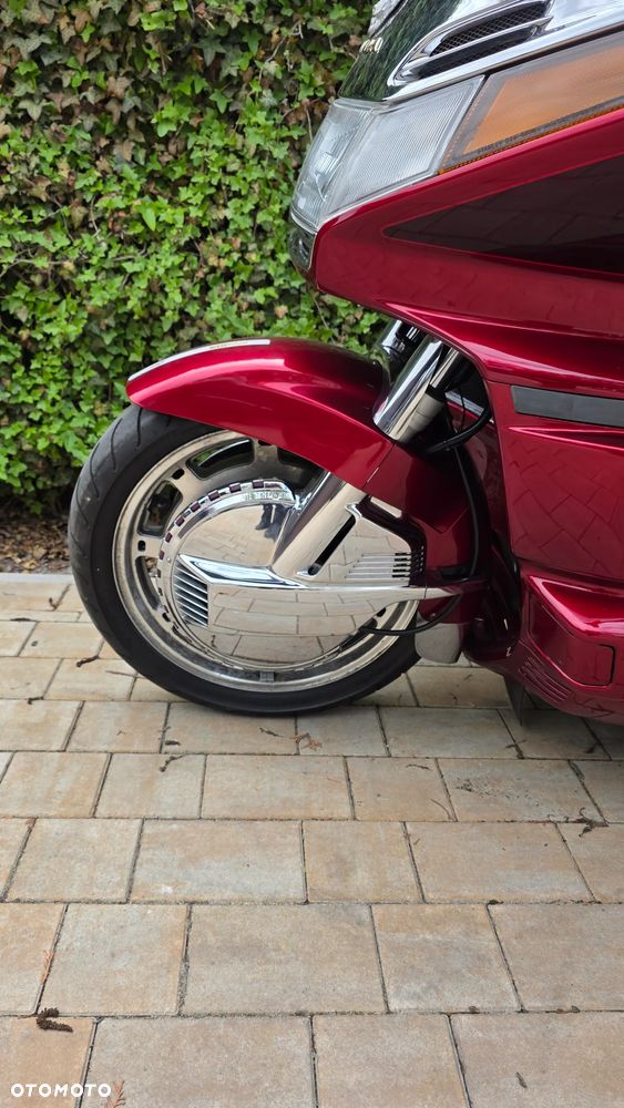 Honda GL - 26