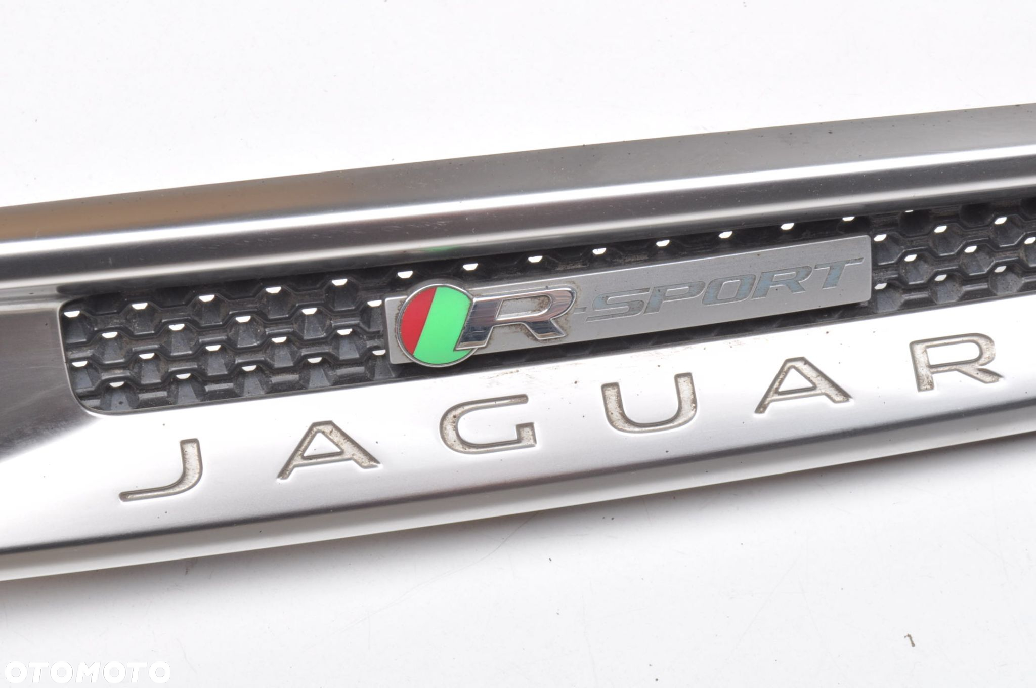JAGUAR XF II NAKŁADKA BŁOTNIKA PRAWY PRZÓD GX6M-280B10-AC - 4