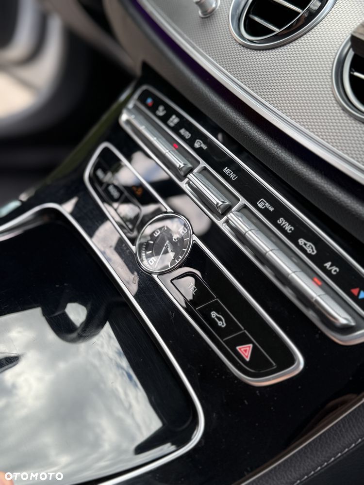 Mercedes-Benz Klasa E 220 d Business Edition 9G-TRONIC - 18