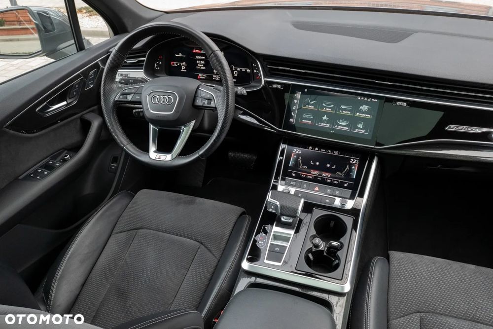 Audi Q7 - 2