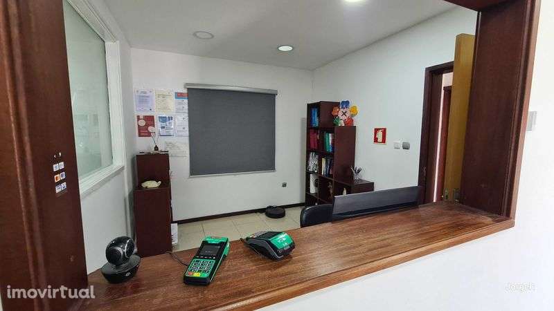 Passa-se Clínica de Medicina Dentária - Grande imagem: 3/5