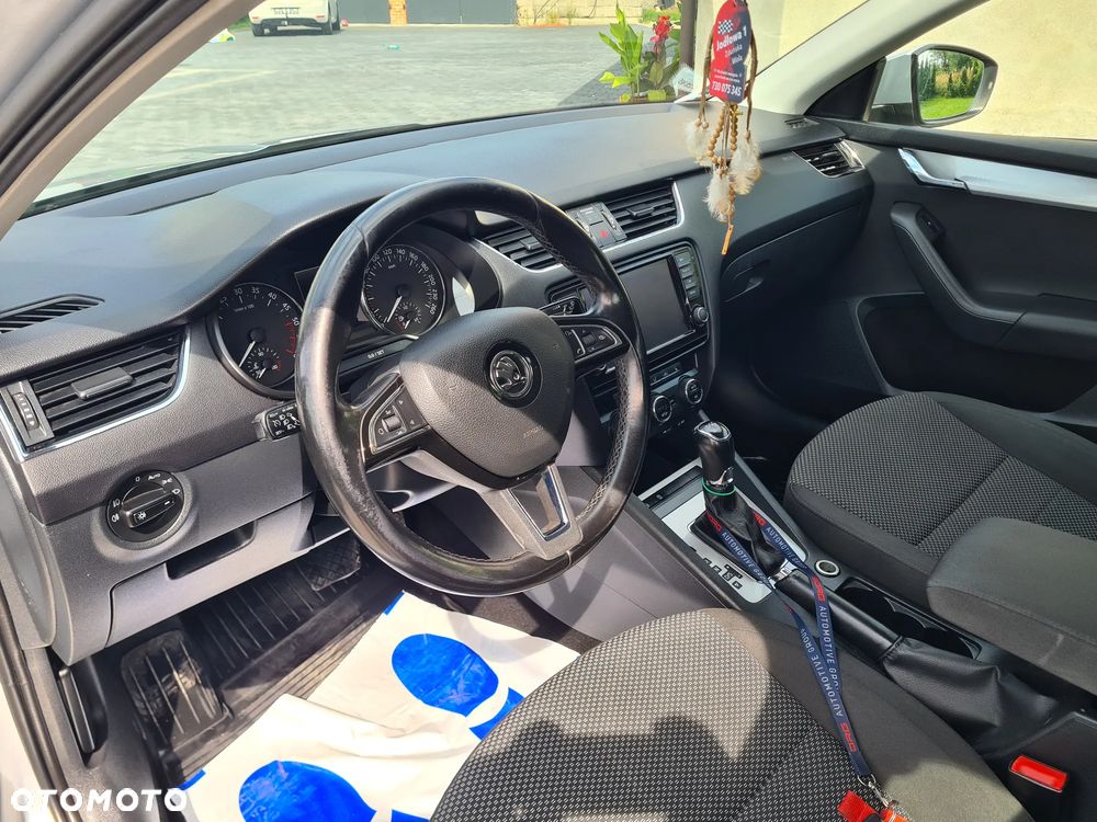 Skoda Octavia 2.0 TDI Ambition DSG - 11