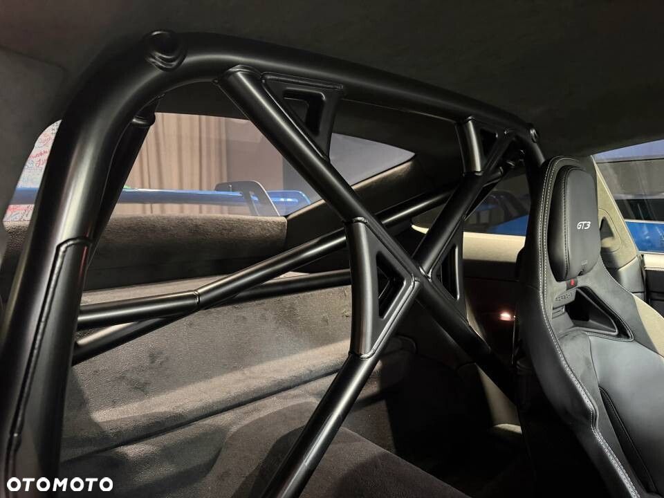 Porsche 911 - 16