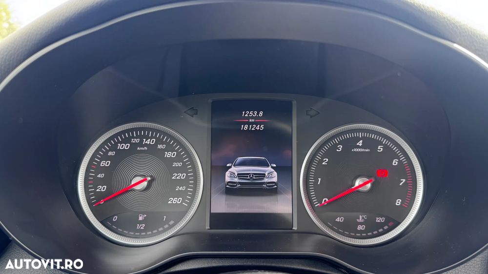 Mercedes-Benz C 200 7G-TRONIC AMG Line - 8