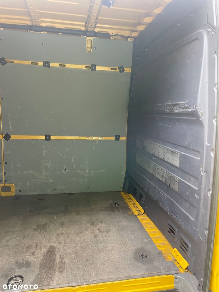 Mercedes-Benz Spriter - 9