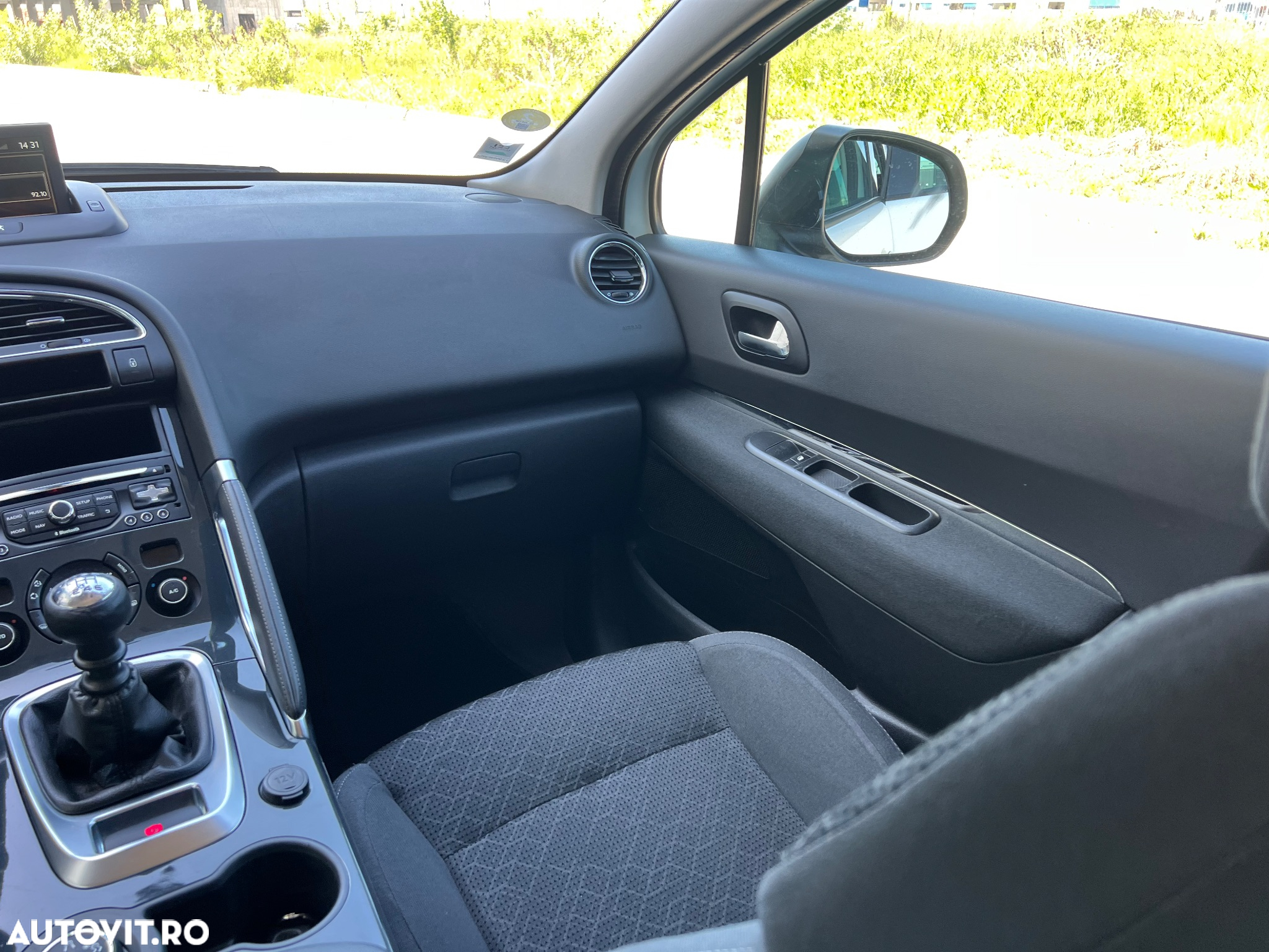 Peugeot 3008 1.6 HDI Confort Pack - 23