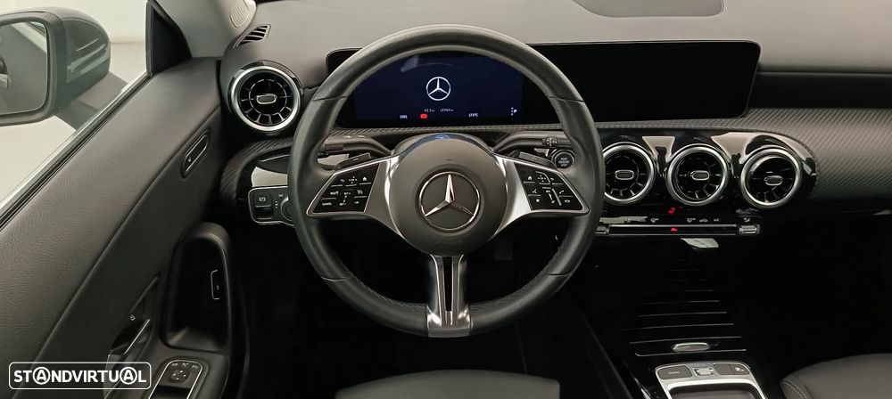 Mercedes-Benz CLA 180 - 19