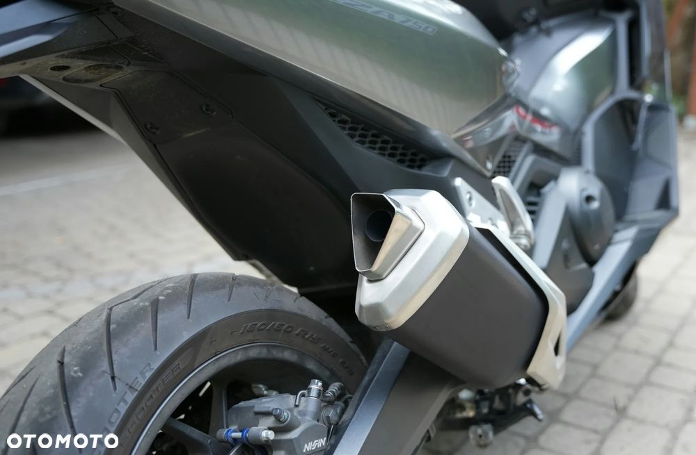 Honda NSS - 9