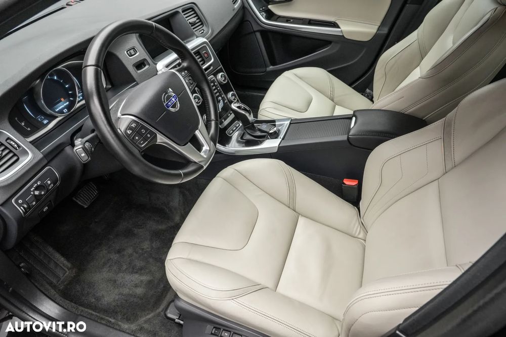 Volvo V60 - 11