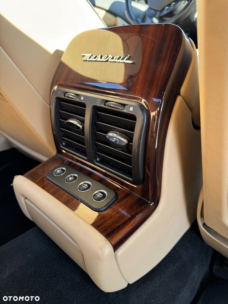 Maserati Quattroporte S - 15