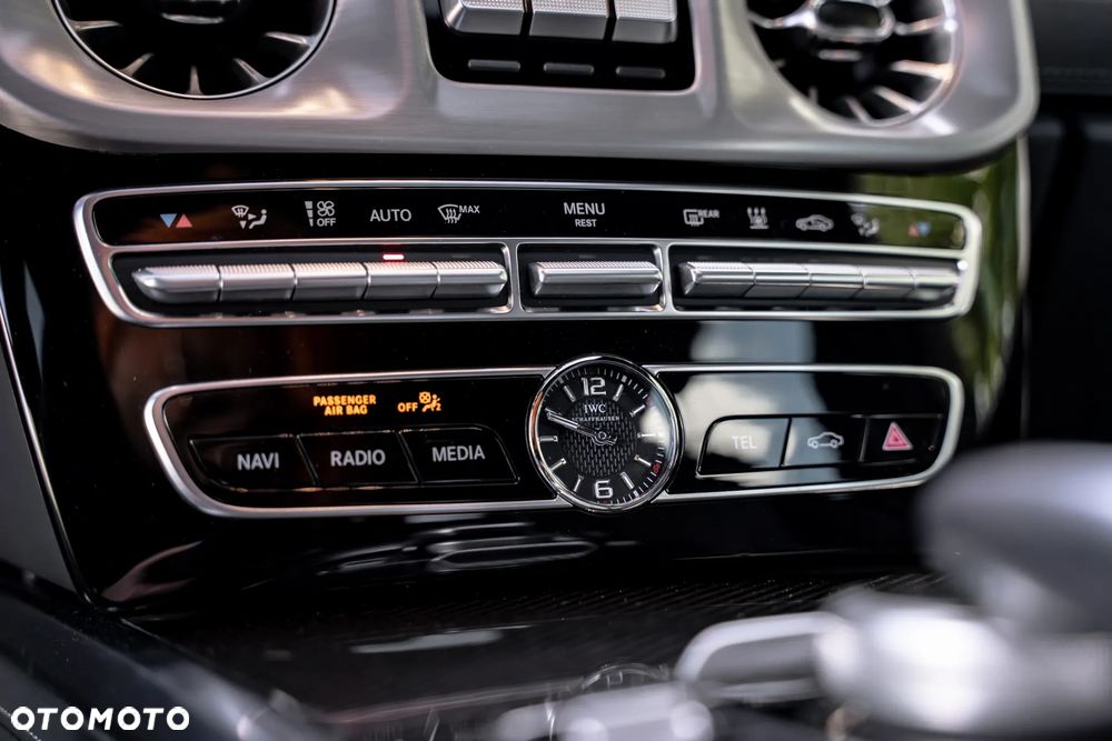 Mercedes-Benz Klasa G AMG 63 AMG Speedshift 9G-TRONIC - 23
